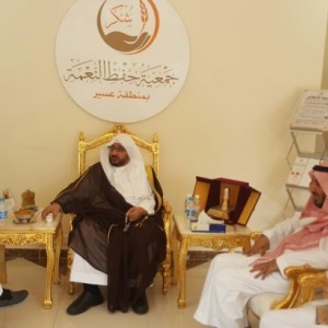 أ.د النجيمي يزور جمعية شكر